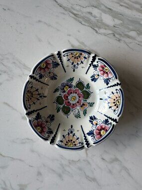 vintage small dutch delft floral pottery plate 15.5 cm diameter
